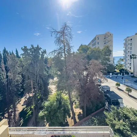 Spacious Two Bedroom In Centre Apartman Marbella