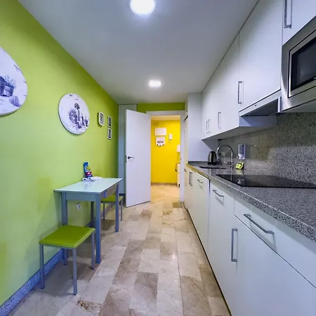 Apartman Spacious Two Bedroom In Centre