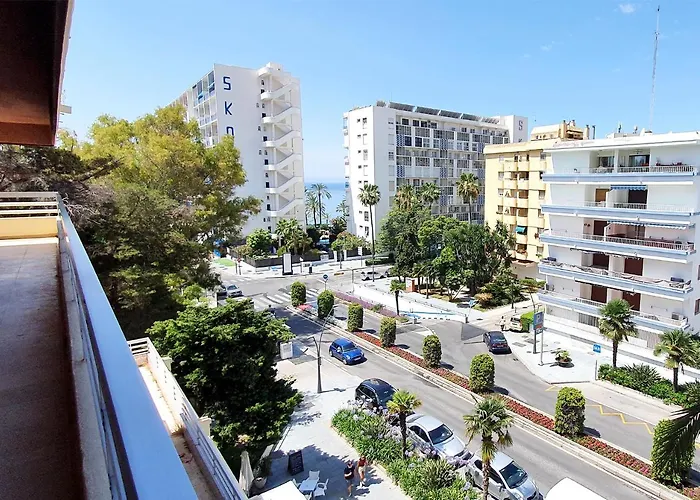 Spacious Two Bedroom In Centre Apartament Marbella