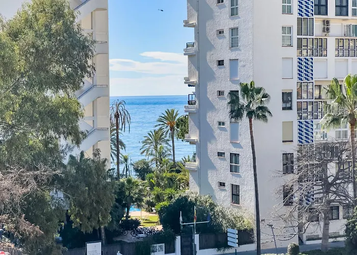 Apartament Spacious Two Bedroom In Centre Marbella