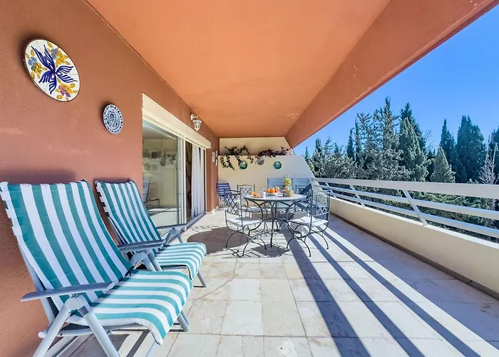 Spacious Two Bedroom In Centre * Marbella